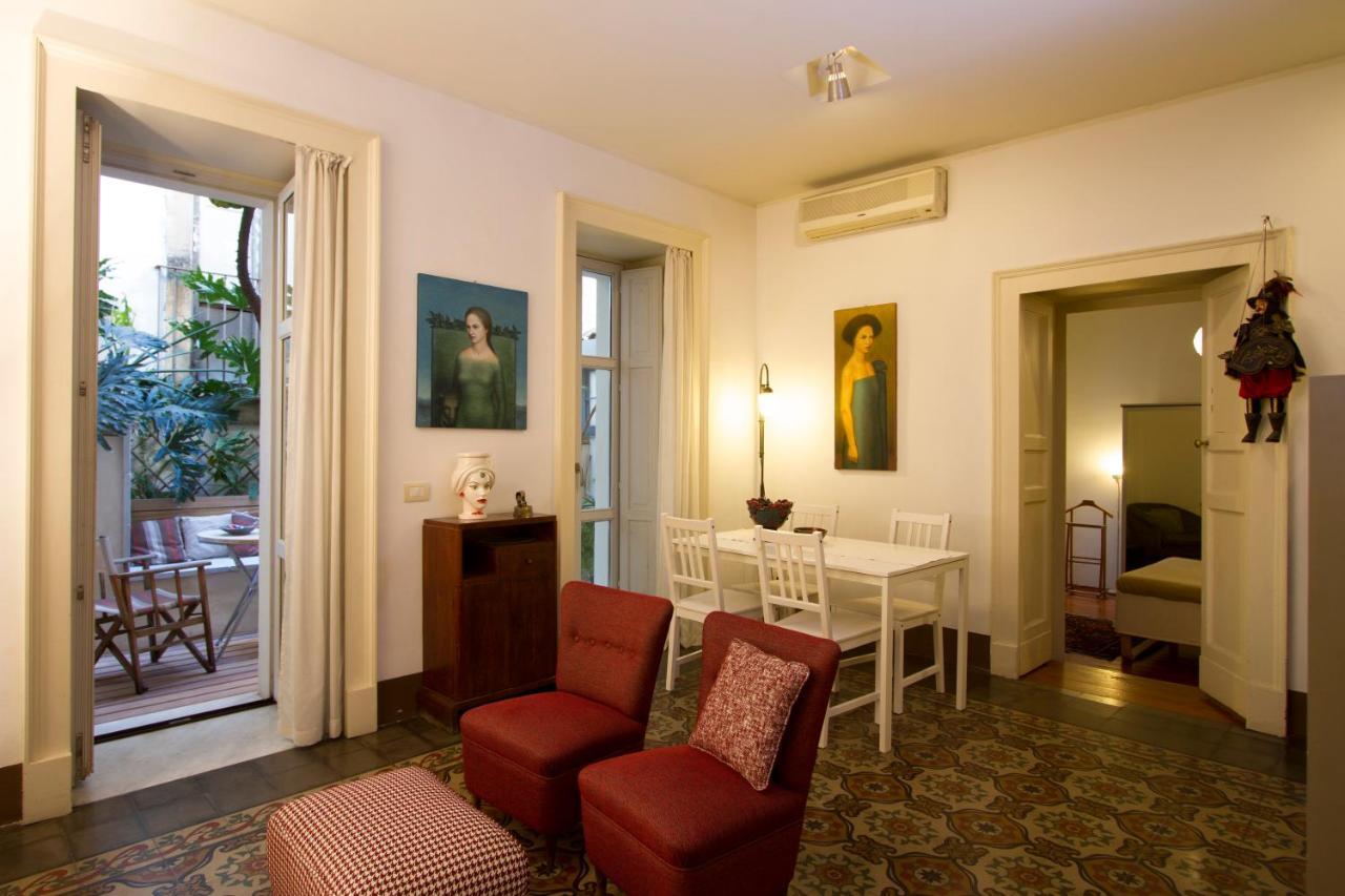 Tre Vie Apartment Con Terrazzo Giardino Pensile Catania Exterior photo