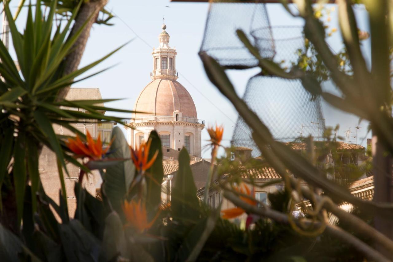 Tre Vie Apartment Con Terrazzo Giardino Pensile Catania Exterior photo